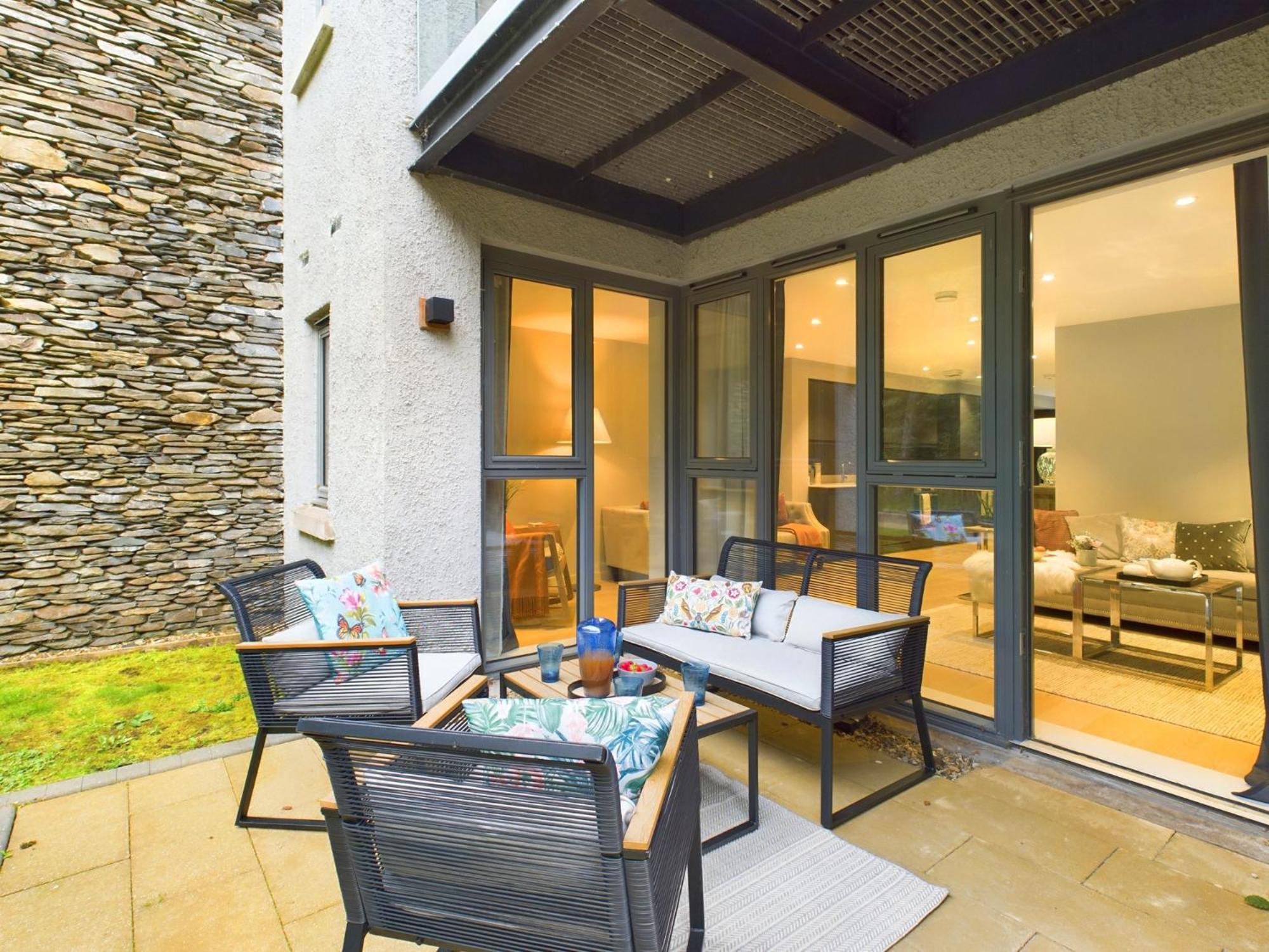 Wild Roses Serviced Apartments - Lake District Backbarrow Экстерьер фото